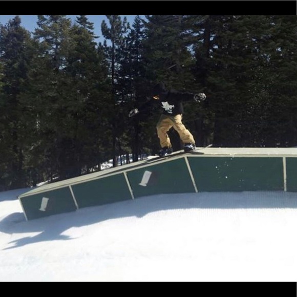 Meet your Posher, C - Picture 1 of 8